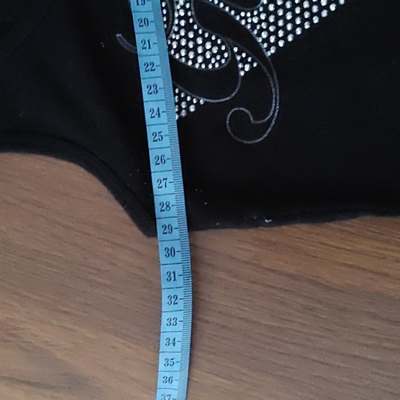 Guess Tank top and Jacob Shorts - Picture 3 of 11